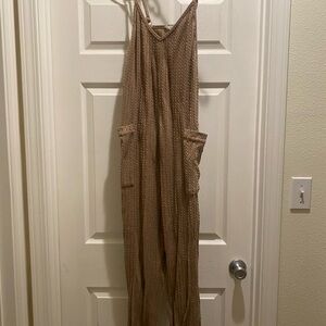 Super cute and comfy stitched beige/brown romper S Medium